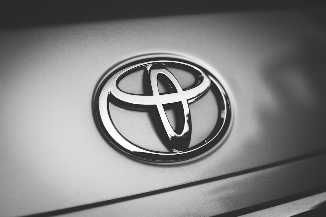 Povestea logosului Toyota si cele trei elipse ascunse